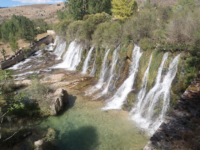Waterfall of the Molino de Arriba (Peralejos)
