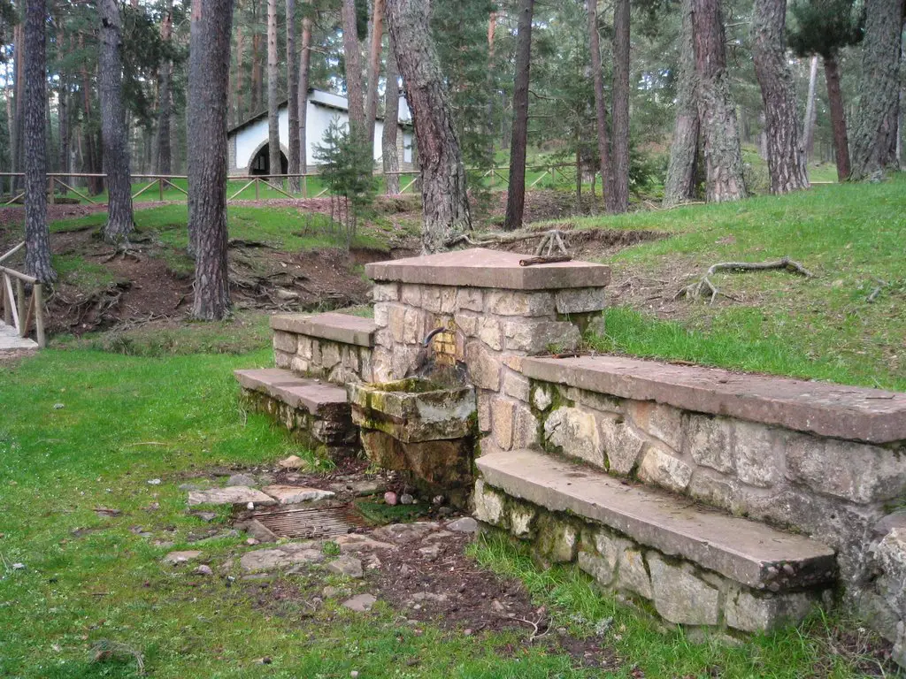 Área Recreativa Fuente de los Vaqueros 2 vaqueross